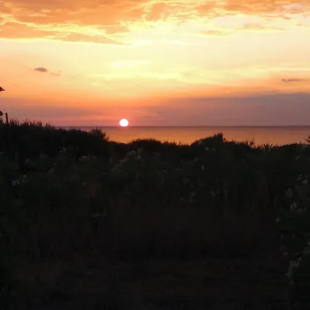 Tzanetos Seaside